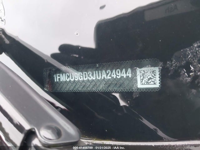 1FMCU9GD3JUA24944 Ford ESCAPE SE