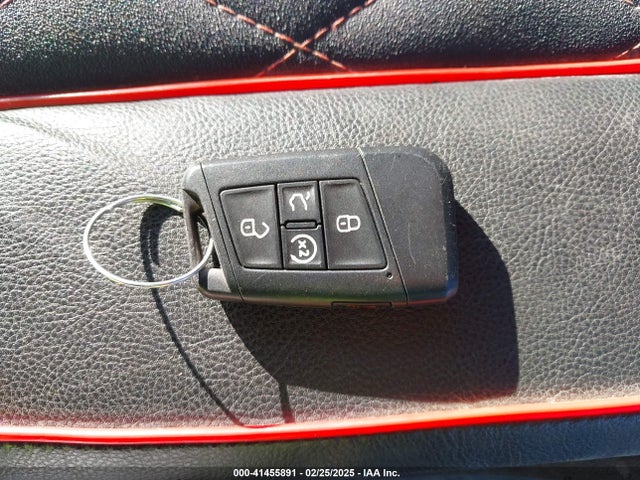 Volkswagen Tiguan 2018 3VV2B7AX3JM218828 Image 11