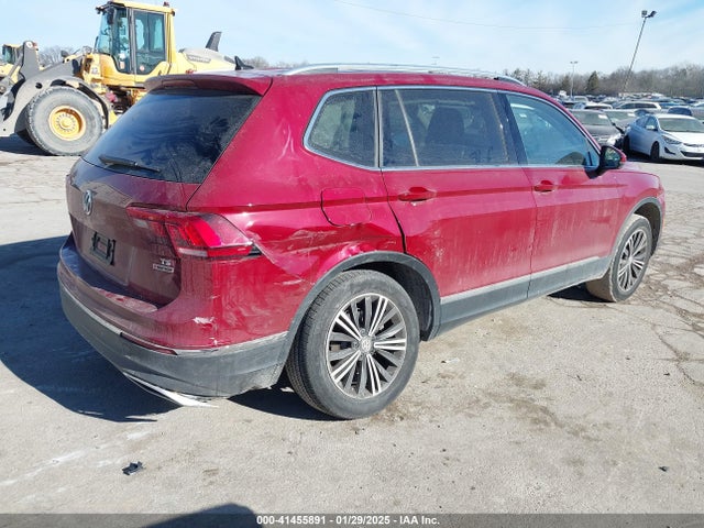 Volkswagen Tiguan 2018 3VV2B7AX3JM218828 Image 4
