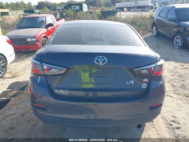 3MYDLBYV9JY312430 Toyota YARIS IA