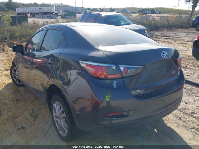 3MYDLBYV9JY312430 Toyota YARIS IA