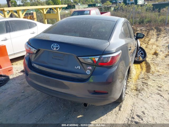 3MYDLBYV9JY312430 Toyota YARIS IA