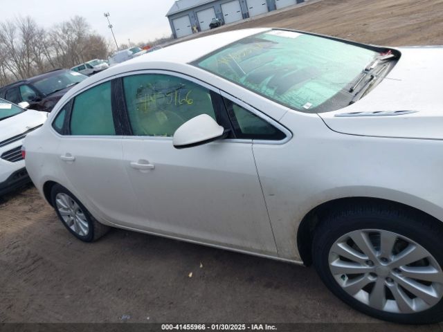 1G4PP5SK0F4155845 Buick Verano