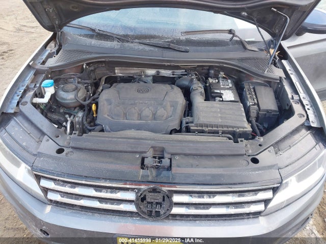 3VV0B7AX1JM123627 Volkswagen Tiguan 2.0t S
