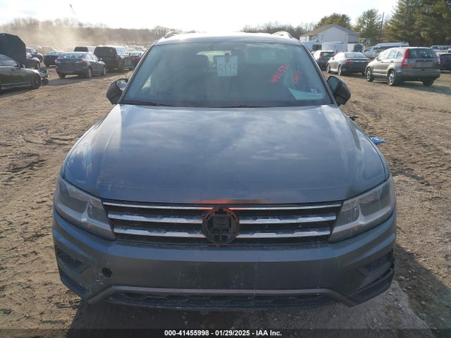 3VV0B7AX1JM123627 Volkswagen Tiguan 2.0t S