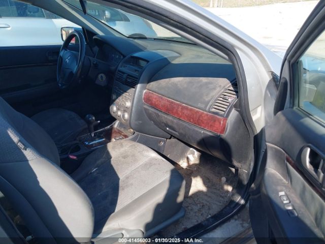 2010 MITSUBISHI GALANT 4A32B3FF2AE017030 Photo 4