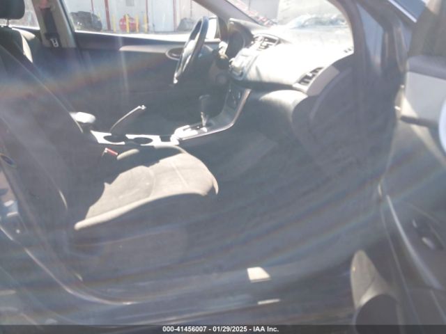 3N1AB7AP8FL668243 Nissan Sentra Fe+ S/s/sl/sr/sv