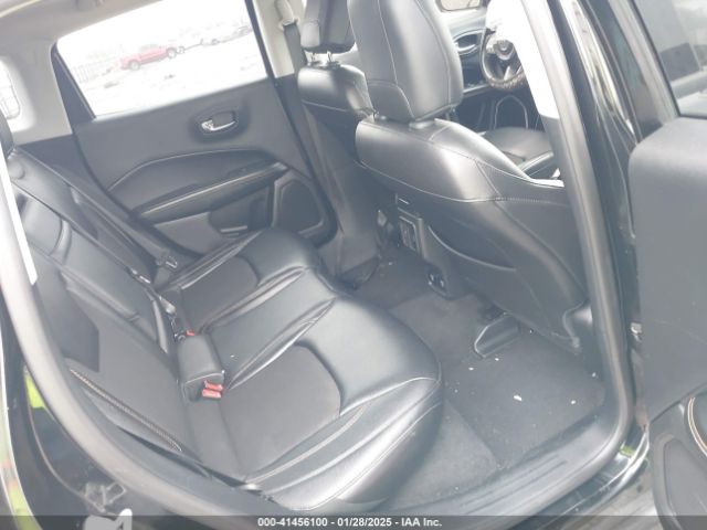 3C4NJDBB8HT624894 Jeep New Compass Latitude 4x4
