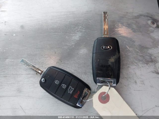 KNDJN2A20K7660115 KIA Soul