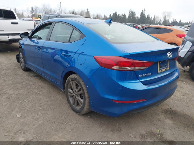 5NPD84LF9JH367064 Hyundai ELANTRA SEL