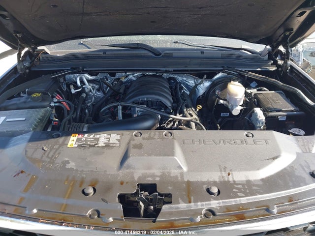 1GNSCBKCXJR132867 Chevrolet Tahoe Lt