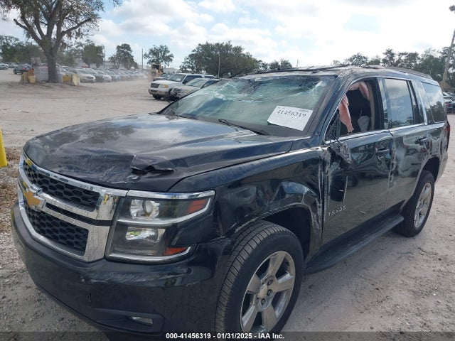 1GNSCBKCXJR132867 Chevrolet Tahoe Lt