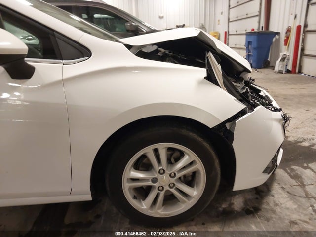 1G1BE5SM1H7235719 Chevrolet Cruze Lt Auto