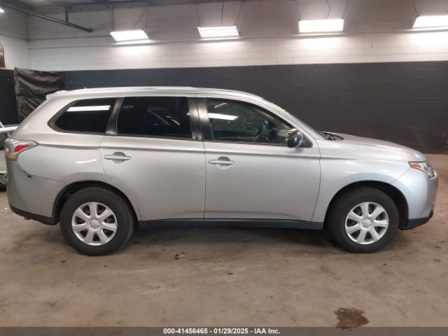 JA4AD2A39EZ005790 Mitsubishi Outlander Es