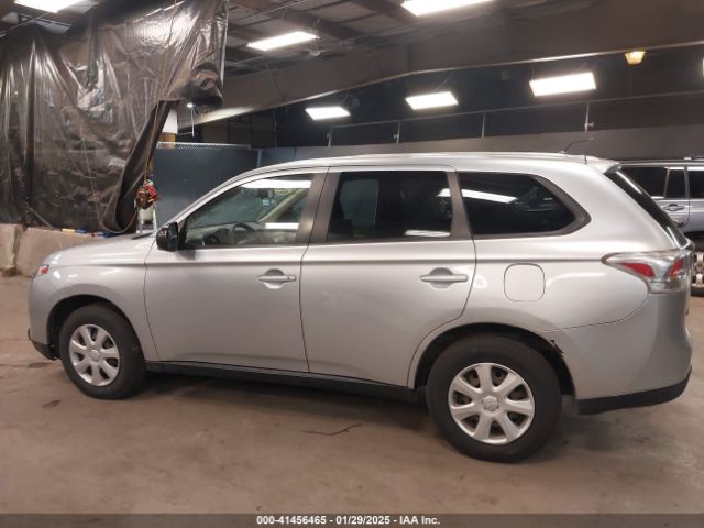 JA4AD2A39EZ005790 Mitsubishi Outlander Es