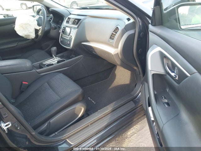 Nissan Altima 2.5 S 2017 1N4AL3AP7HC298121 Image 5