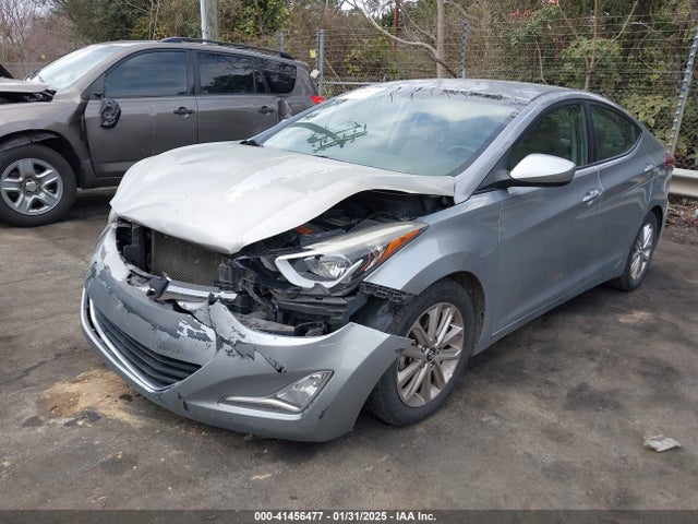 Hyundai ELANTRA SE 2015 5NPDH4AE0FH573133 Image 2