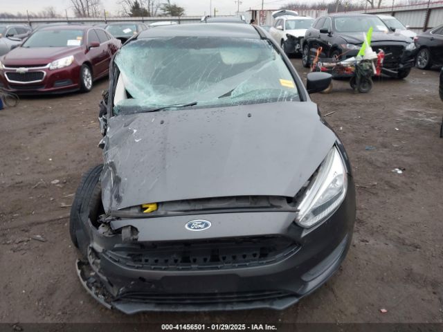 1FADP3E22GL252954 Ford FOCUS S