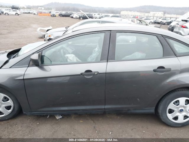 1FADP3E22GL252954 Ford FOCUS S