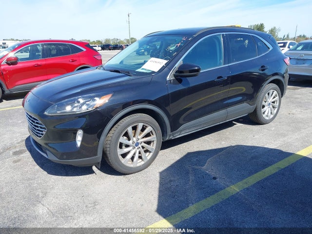 Ford Escape Titanium 2021 1FMCU9J94MUA00760 Image 2