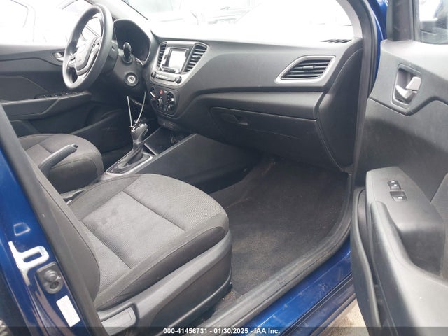 Hyundai ACCENT SE 2019 3KPC24A34KE060266 Image 5