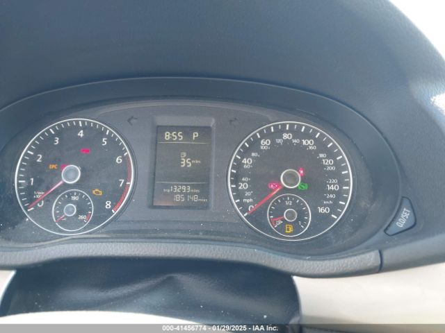 1VWAT7A32EC060233 Volkswagen Passat 1.8t Wolfsburg Edition