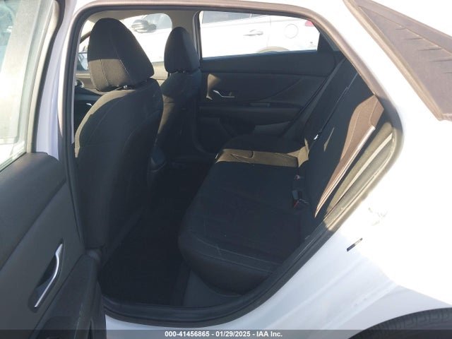 Hyundai ELANTRA SEL 2022 5NPLS4AG3NH077191 Image 8