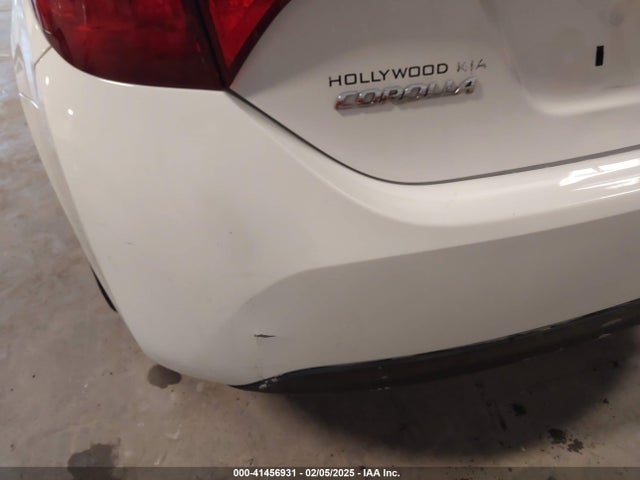5YFBURHE8GP417271 Toyota COROLLA LE