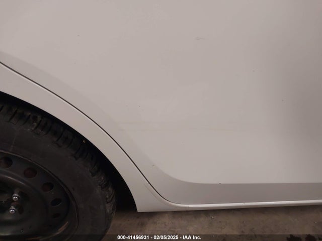 5YFBURHE8GP417271 Toyota COROLLA LE