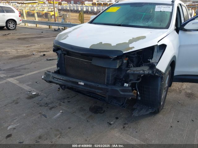 5NMZUDLB3JH056905 Hyundai Santa Fe Sport 2.4l