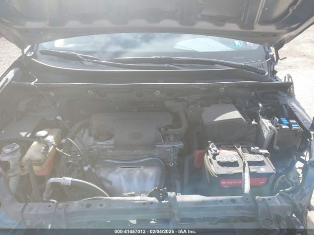 JTMRFREV5JD221747 Toyota Rav4 Adventure/xle