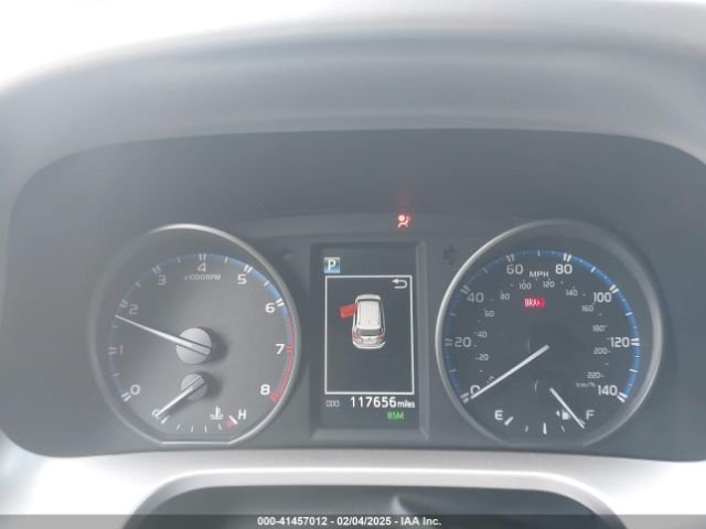 JTMRFREV5JD221747 Toyota Rav4 Adventure/xle