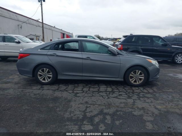 5NPEB4AC2EH832207 Hyundai SONATA GLS