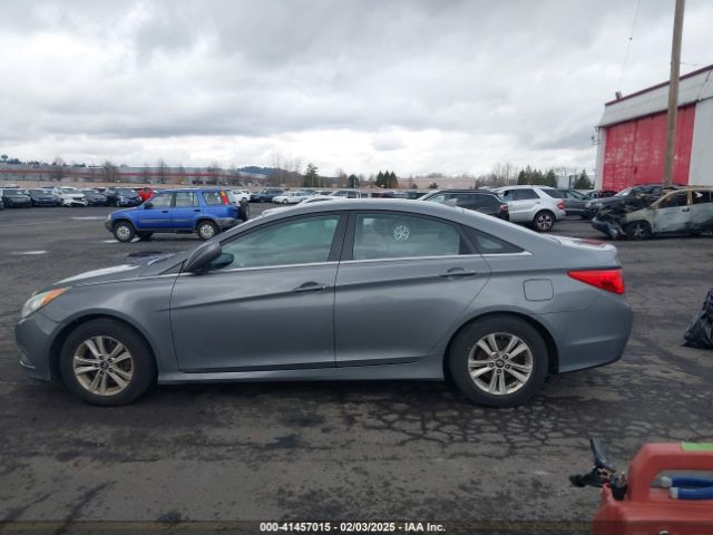 5NPEB4AC2EH832207 Hyundai SONATA GLS