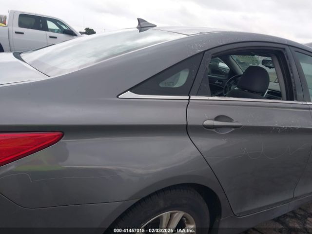 5NPEB4AC2EH832207 Hyundai SONATA GLS