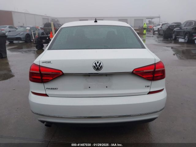 1VWAS7A37GC011776 Volkswagen Passat 1.8t S