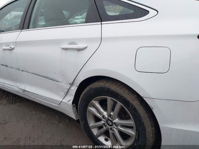 Hyundai SONATA SE 2016 5NPE24AF1GH273214 Image 19
