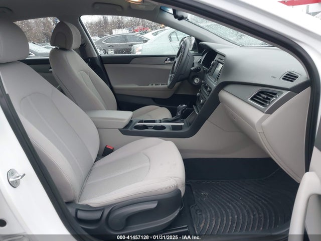 Hyundai SONATA SE 2016 5NPE24AF1GH273214 Image 5