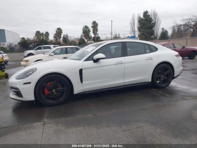 WP0AB2A75HL122367 Porsche Panamera 4s