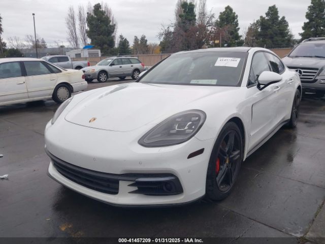 WP0AB2A75HL122367 Porsche Panamera 4s