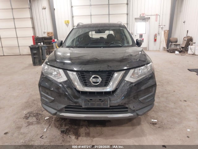 JN8AT2MV6HW023681 Nissan ROGUE SV