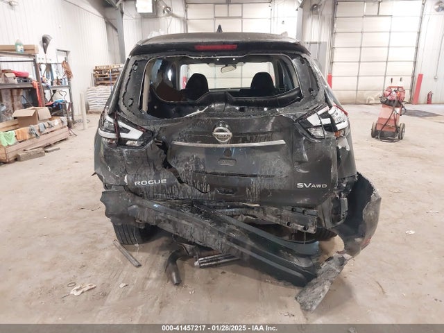 JN8AT2MV6HW023681 Nissan ROGUE SV