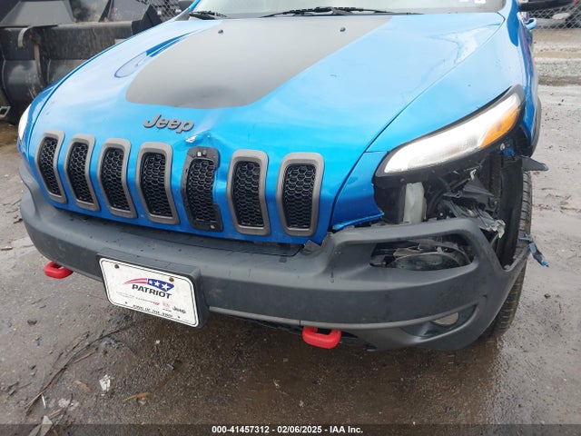 1C4PJMBX3JD512813 Jeep Cherokee Trailhawk 4x4