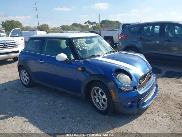 2013 MINI HARDTOP WMWSU3C54DT545786 Photo 0