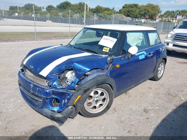 2013 MINI HARDTOP WMWSU3C54DT545786 Photo 1