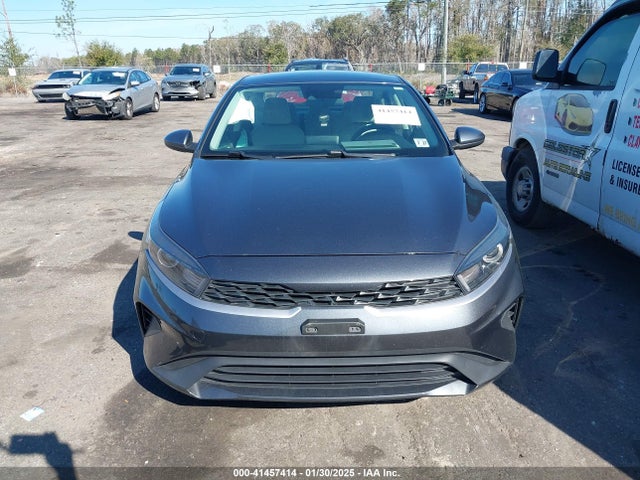 3KPF24AD8NE496256 KIA Forte Lxs