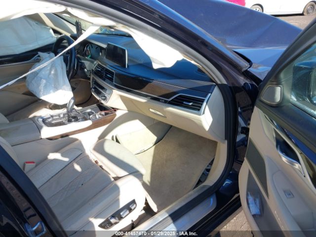 2018 BMW 740I WBA7E4C54JGV23736 Photo 4
