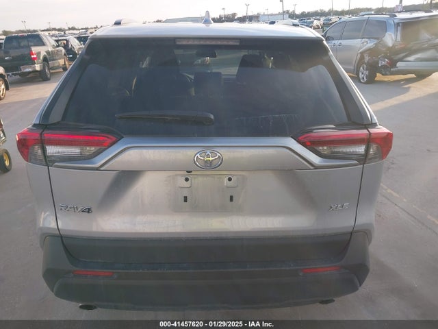 Toyota Rav4 Xle 2022 2T3W1RFV6NW205047 Image 16