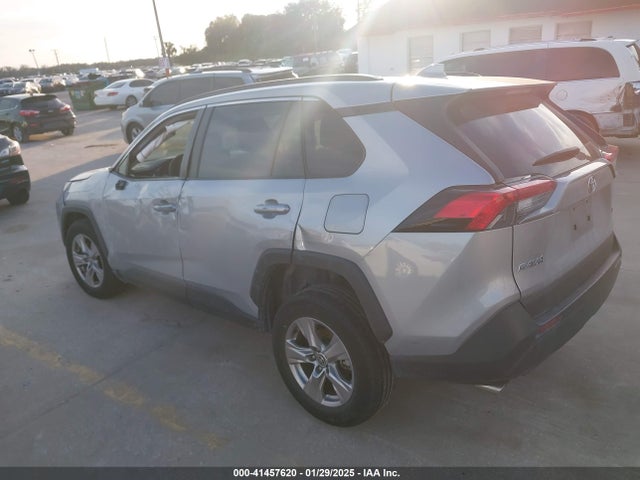 Toyota Rav4 Xle 2022 2T3W1RFV6NW205047 Image 3