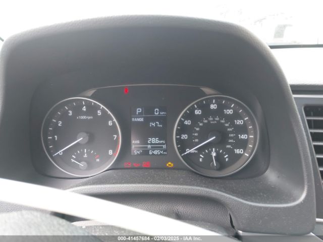 KMHD74LF8HU430847 Hyundai ELANTRA SE
